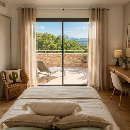 Terra Vecchia, 6 Personnes, Vue Imprenable, Piscine Chauffee * Porto-Vecchio (Corsica)
