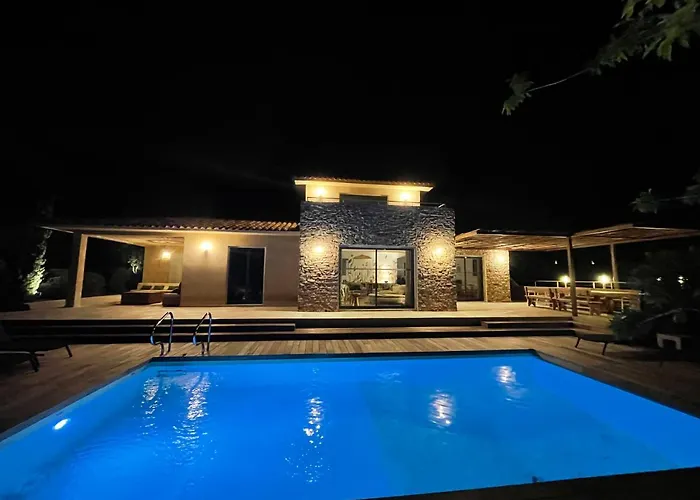 Terra Vecchia, 6 Ou 12 Personnes, Vue Imprenable, Piscine Chauffee Villa