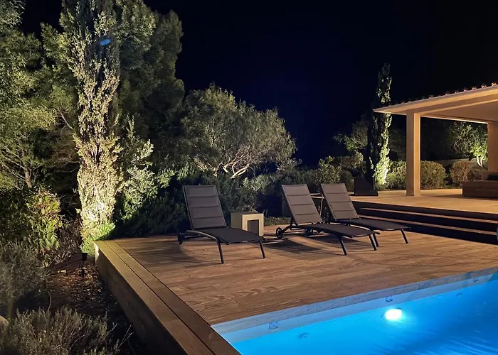 Terra Vecchia, 6 Ou 12 Personnes, Vue Imprenable, Piscine Chauffee Villa *