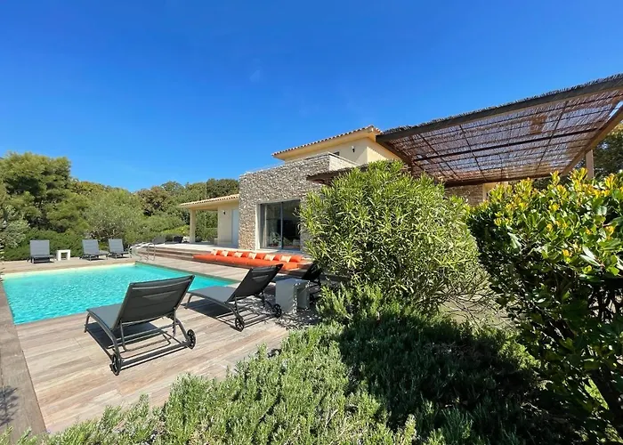 Terra Vecchia, 6 Ou 12 Personnes, Vue Imprenable, Piscine Chauffee Villa *