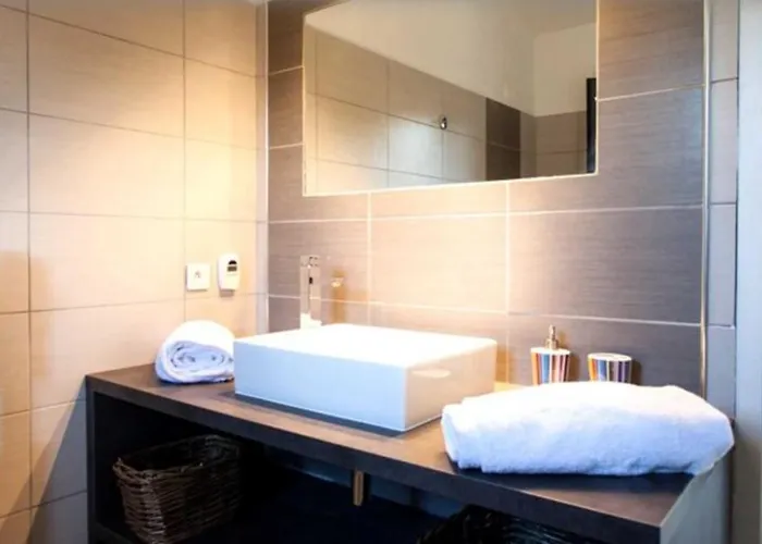 Terra Vecchia, 6 Ou 12 Personnes, Vue Imprenable, Piscine Chauffee